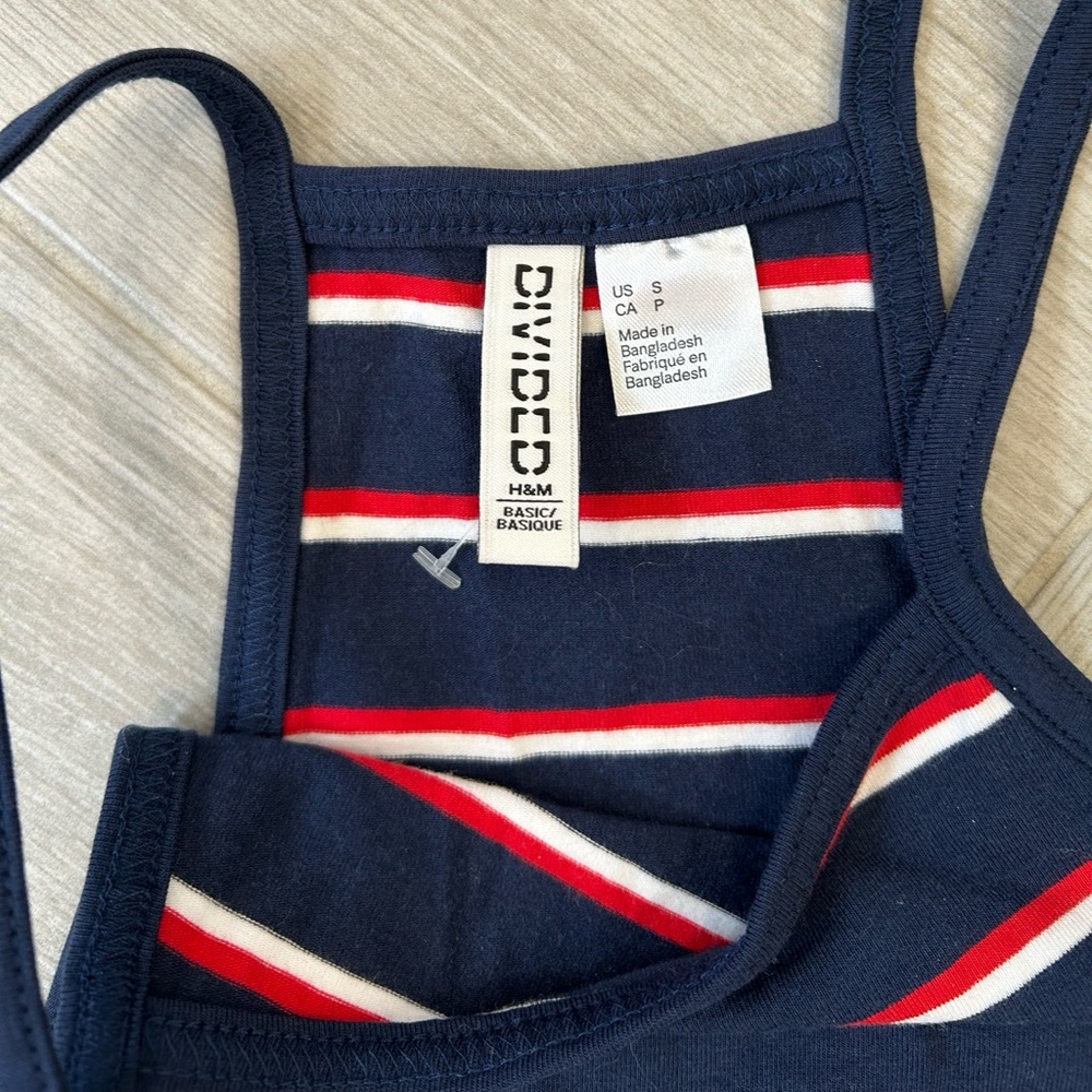 H&M Divided Racerback Cropped Tank Top Small - Picture 3 of 3
